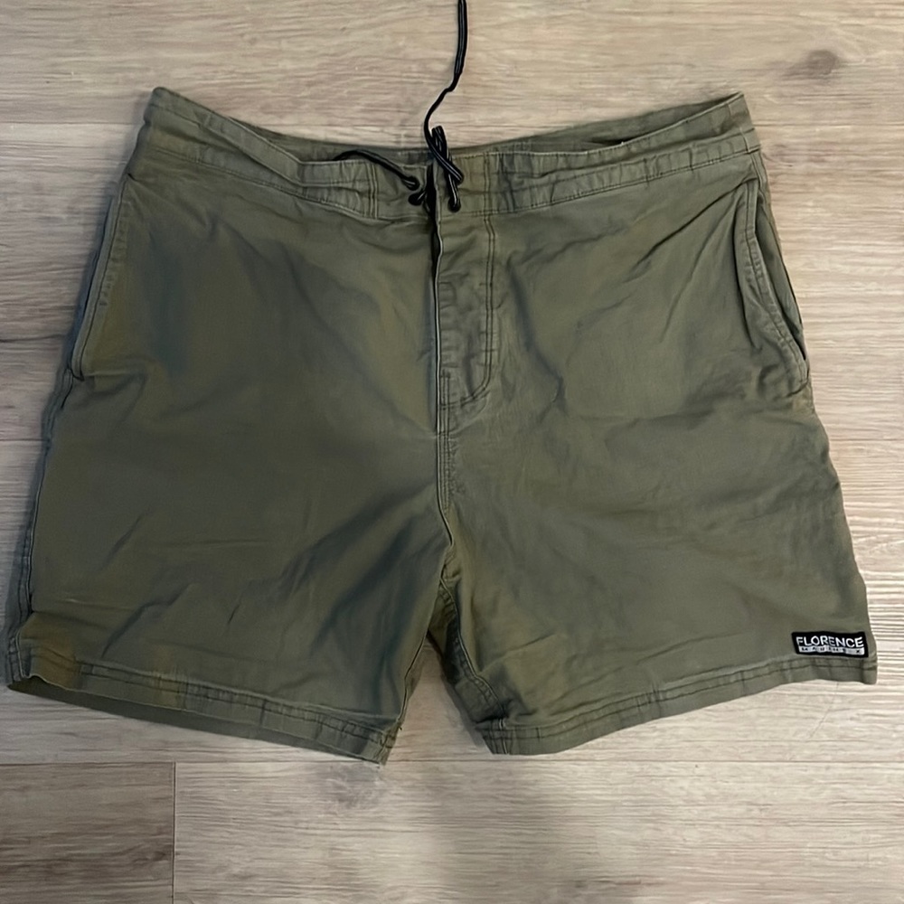 Florence Marine X Men’s Shorts. Size L. Fits 34 to 36 waste.